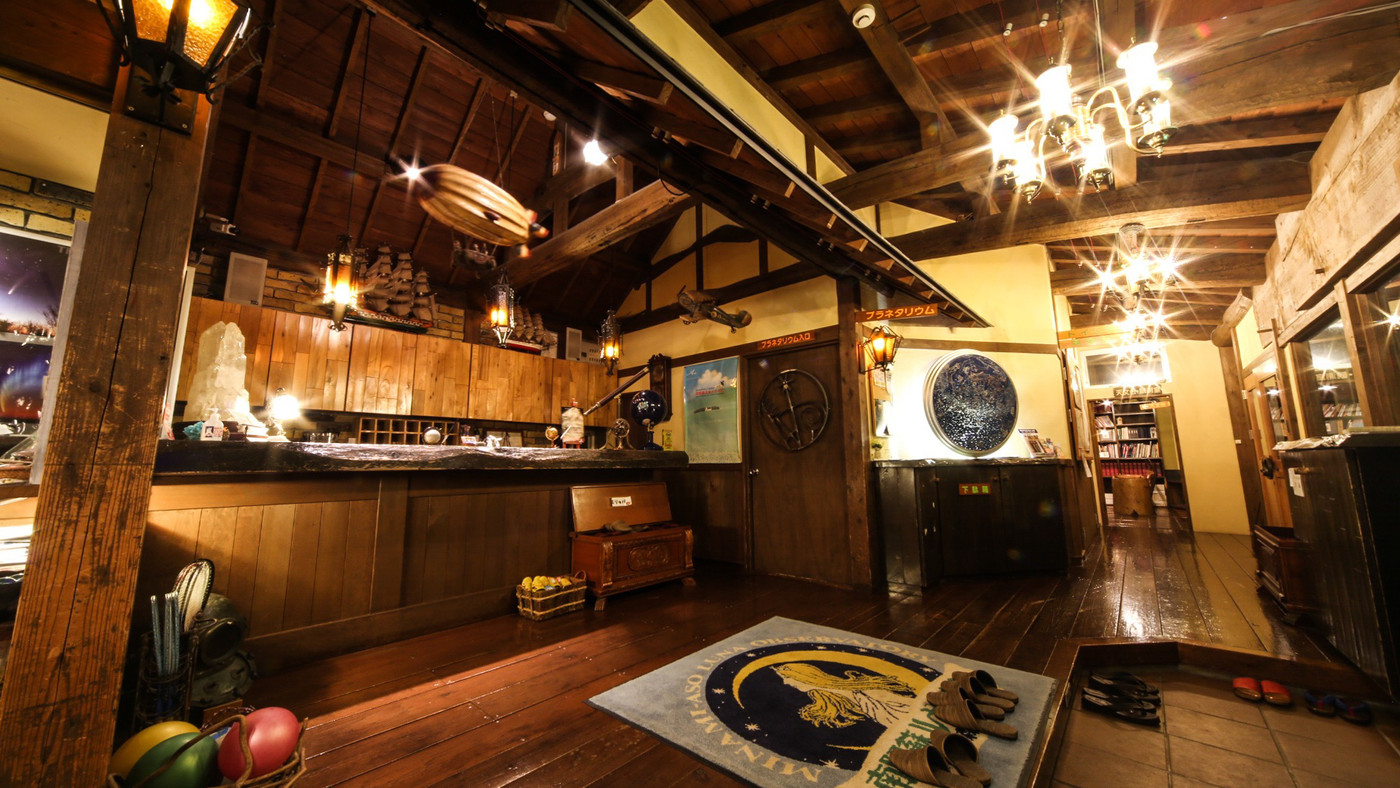 ヨーロッパ風のお部屋で海外気分。異国情緒あふれる洋館風ホテル3490680