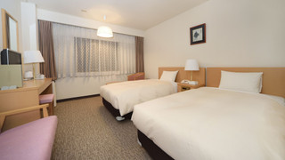 ツインルーム 喫煙可 専用バスルーム