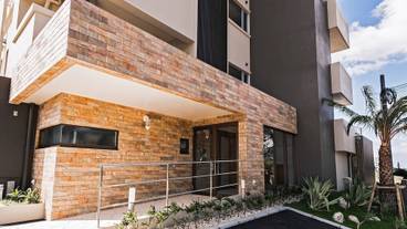 内部エントランス / 1