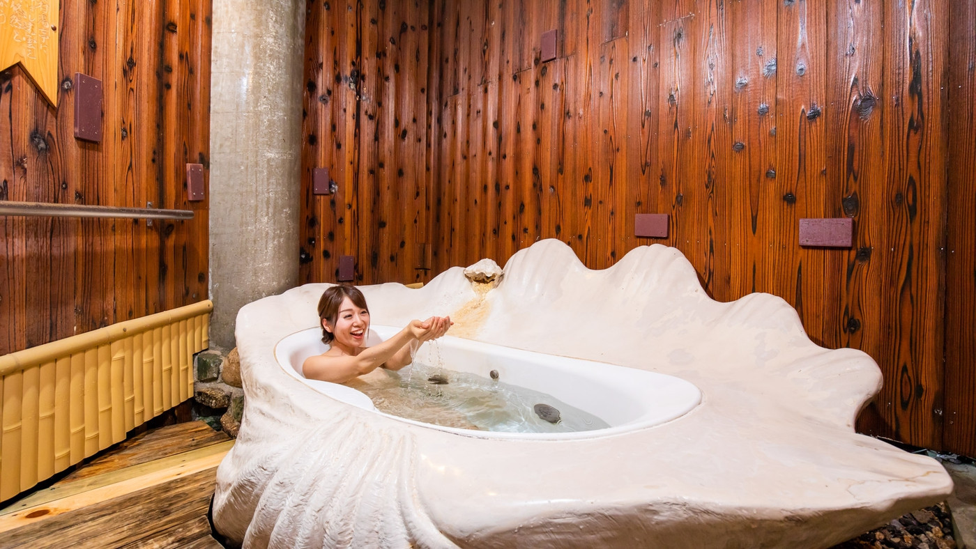 回転展望レストランで絶景と伊勢海老を♪3390287