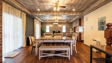 客室内のダイニングエリア / 17