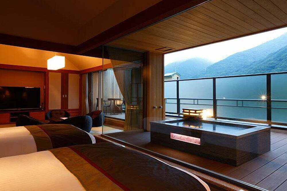 箱根湯本温泉 箱根 花紋(箱根湯本)3502124