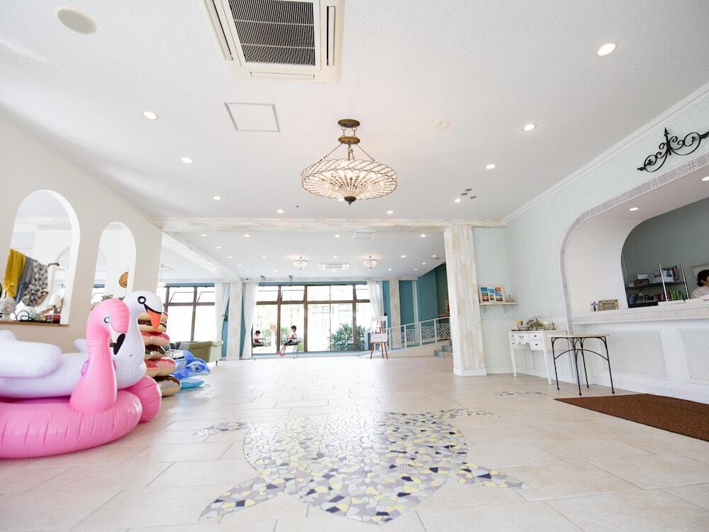 ロビーラウンジ