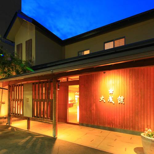 旅情をくすぐる館内で
チェックイン / 2