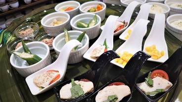 朝食ビュッフェ / 12