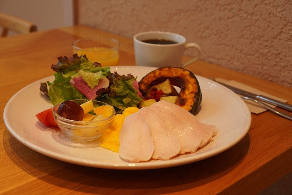 朝食
