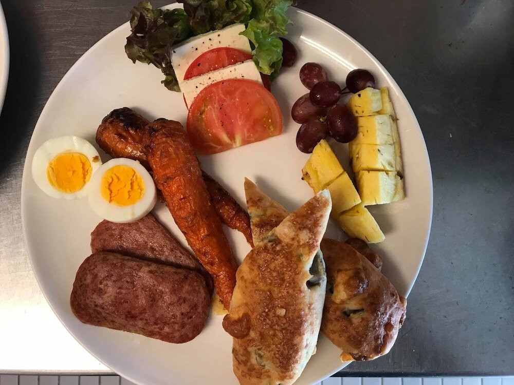 朝食