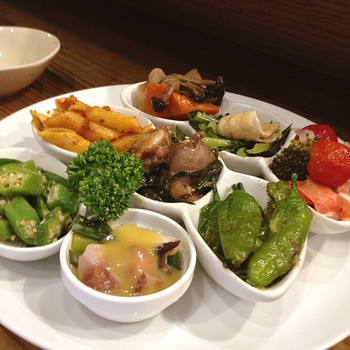 「山葵」料理 890408 お惣菜盛合せ