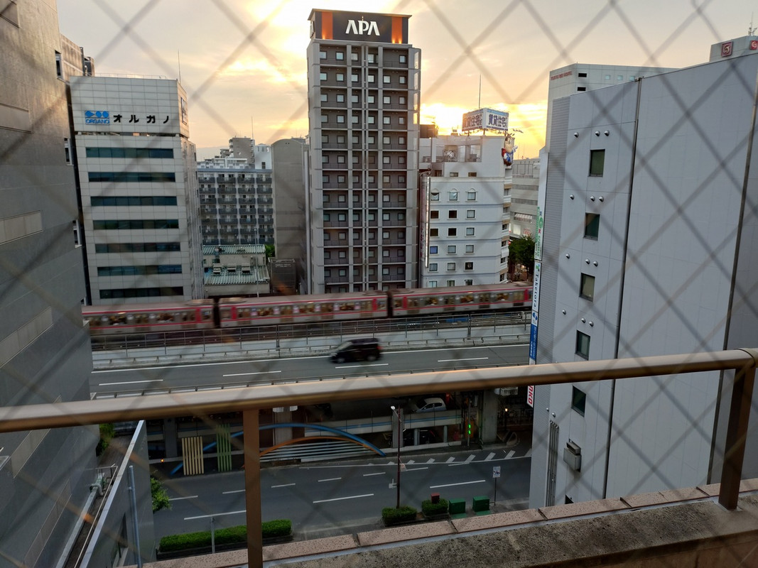 眺望。APAホテルが見えた