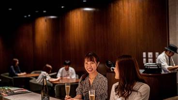 ロビーラウンジ / 8