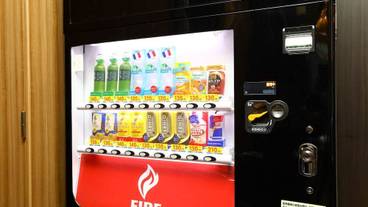 自動販売機 / 13