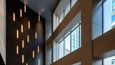 内部エントランス / 2