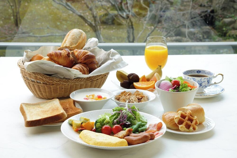 朝食ビュッフェ