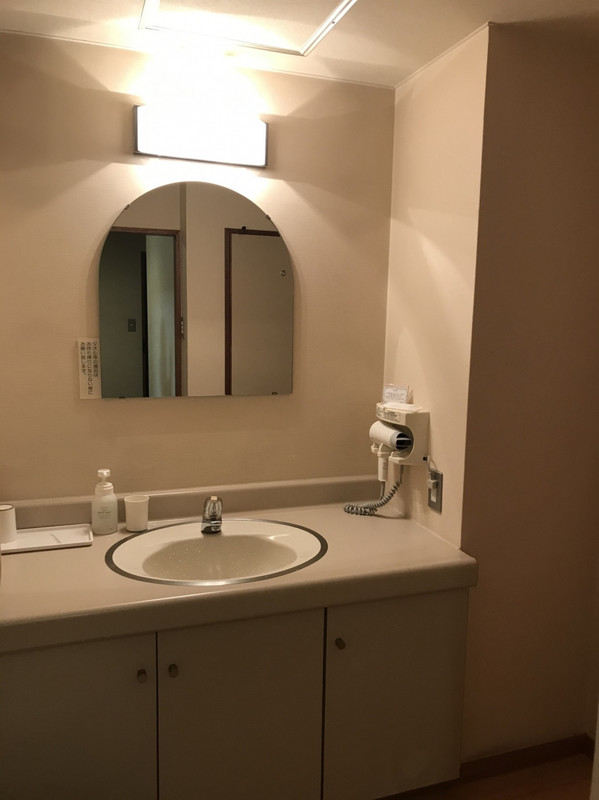 シンプルな洗面