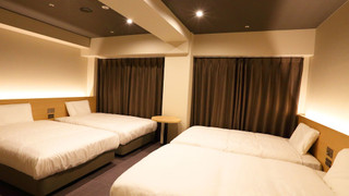 フォースルーム