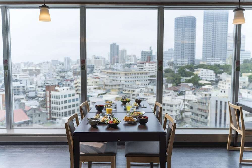 最上階で味わう朝食バイキングは100種類以上と豊富なメニュー！4236712