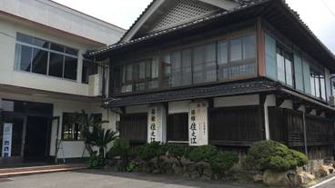 施設の敷地 / 18