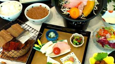 食事・飲み物 / 1