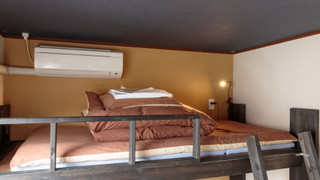 二段ベッドツイン (バスルーム付き)