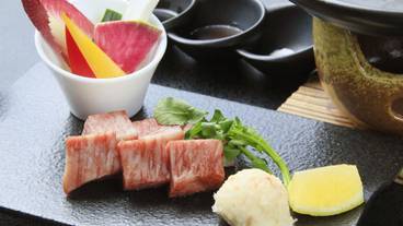 食事・飲み物 / 4