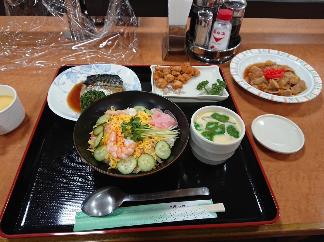 夕食