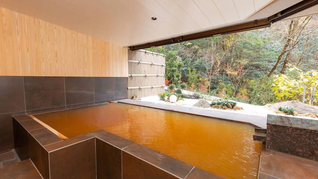 貸切風呂森の源泉 七段花 斜め / 3