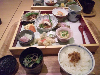 「春帆楼茶寮 下関大丸店」料理 47962 茶寮弁当（2012年1月）