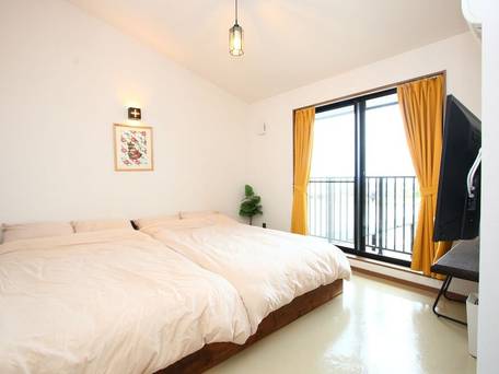 MARINX CLASSIC HARBOR VIEW PENSION / 4