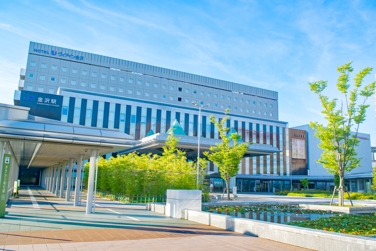 金沢駅金沢港口(西口)