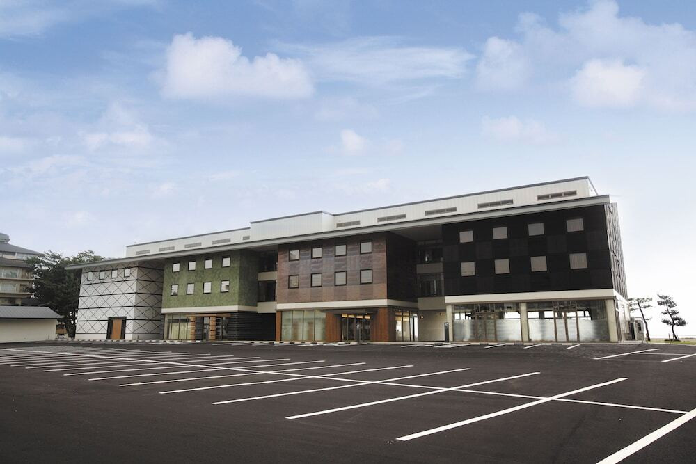 7.リフレッシュしたい女子1人旅に「ベイサイドスクエア　皆生ホテル」3509051