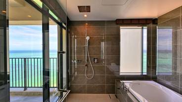 パノラマコーナースイートのバスルーム例 / 11