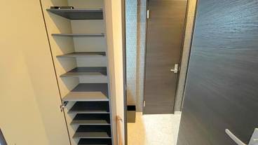 内部エントランス / 2