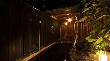 屋外スパ浴槽 / 2