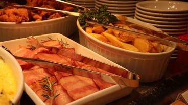 朝食ビュッフェ / 24