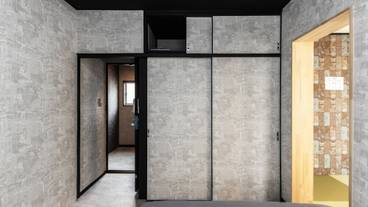 内部エントランス / 2