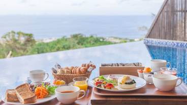 プールサイドでの朝食イメージ / 5