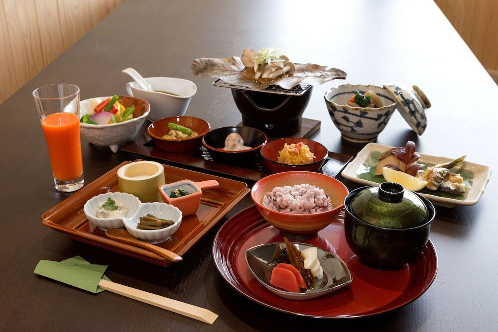 朝食