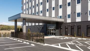 施設の入り口 / 9