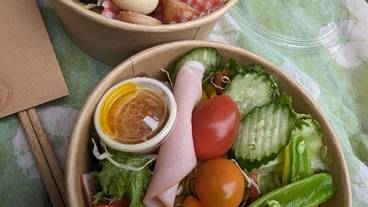 朝食の一例 / 1