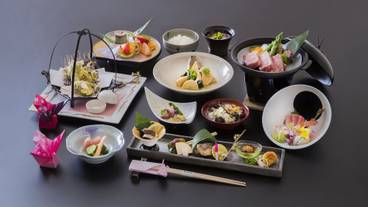 食事・飲み物 / 37