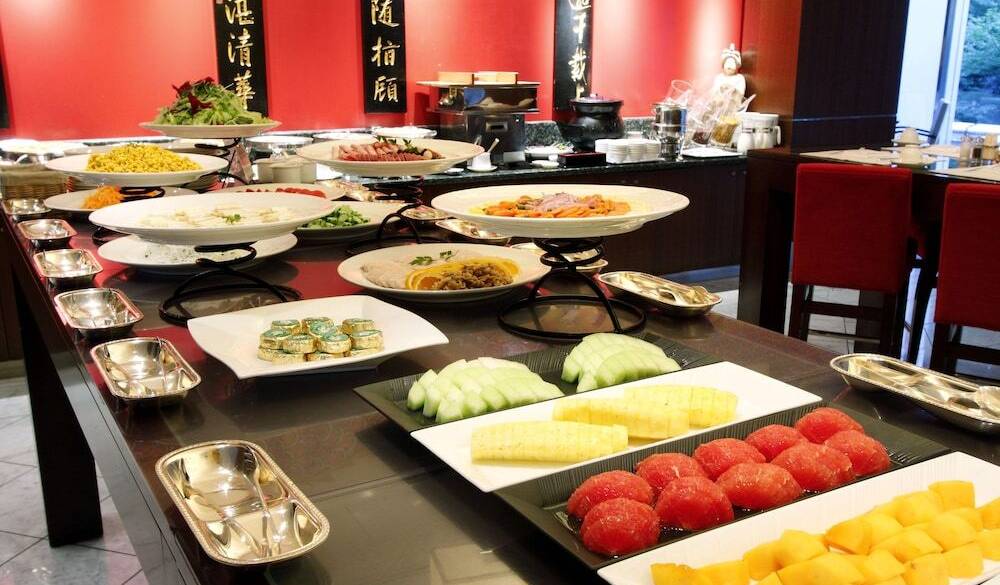 朝食ビュッフェ / 2