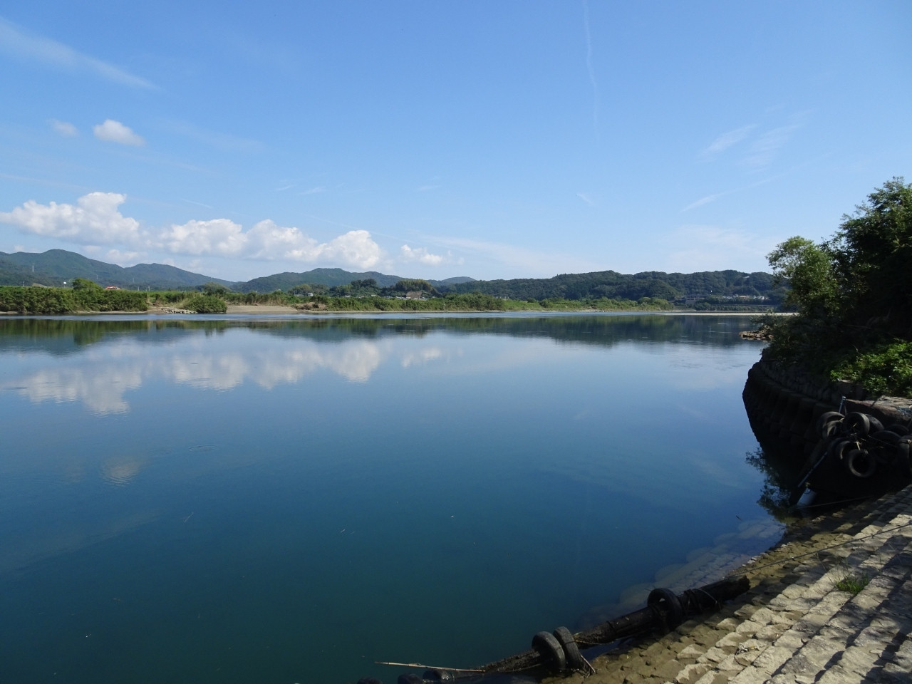 日本最後の清流に心がほぐれる「四万十川」1628893