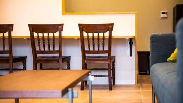 客室内のダイニングエリア / 18