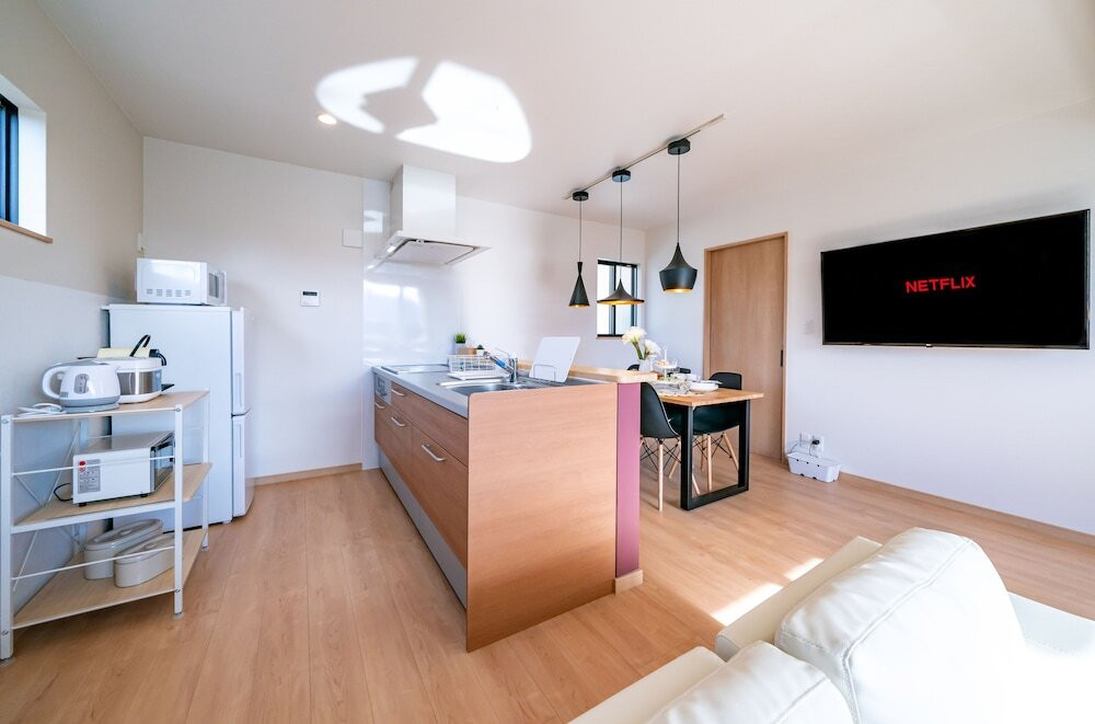 客室内のダイニングエリア