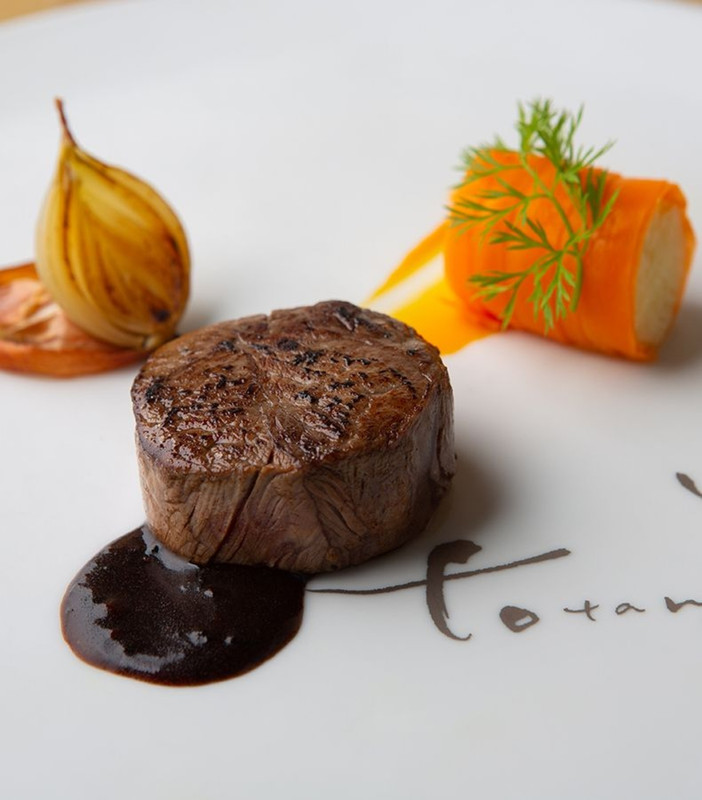 ランチメニュー　肉料理