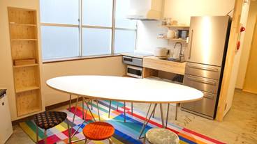 客室内のダイニングエリア / 14