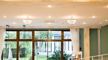 ロビーラウンジ / 24