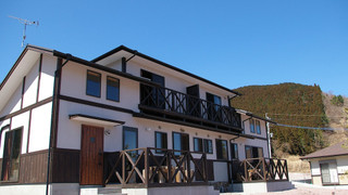 ２階建てロフト付き貸別荘：最大5名まで禁煙