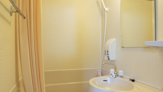 二段ベッドツイン (バスルーム付き)