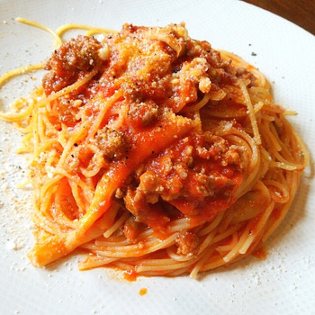 「オービカ モッツァレラバー 六本木ヒルズ店」料理 30480 羊肉とトマトの辛いパスタ❤20150910の日替りヾ(´∀`ヾ)